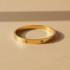 Gold Armreif weiss Wasser