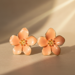 Blumen-Ohrringe mit Wasser