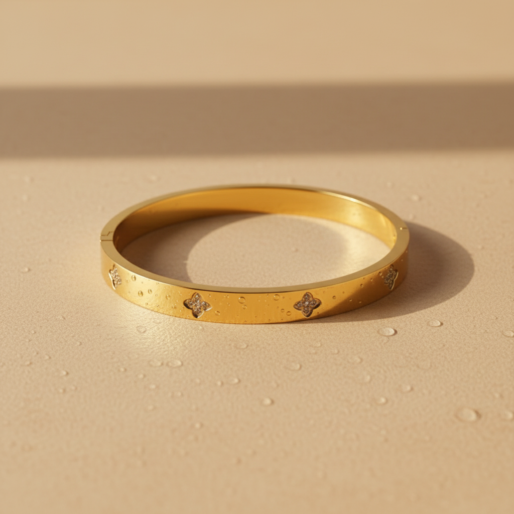 Gold Armreif weiss Wasser